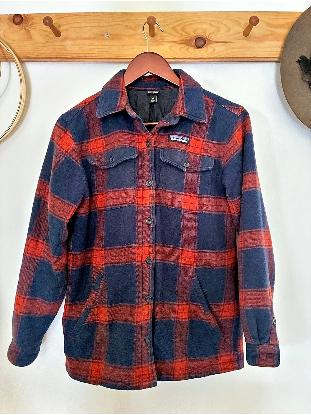Patagonia Insulated Fjord Flannel Jacket Blue & Red Plaid XS